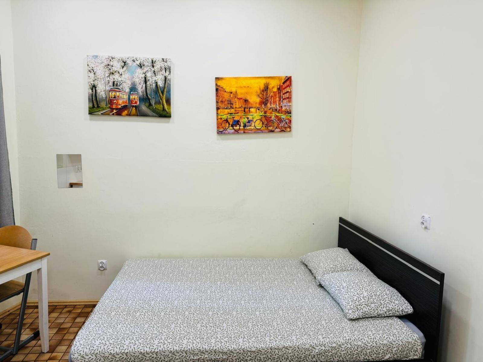 Lilia House Hostel Poznań Buitenkant foto