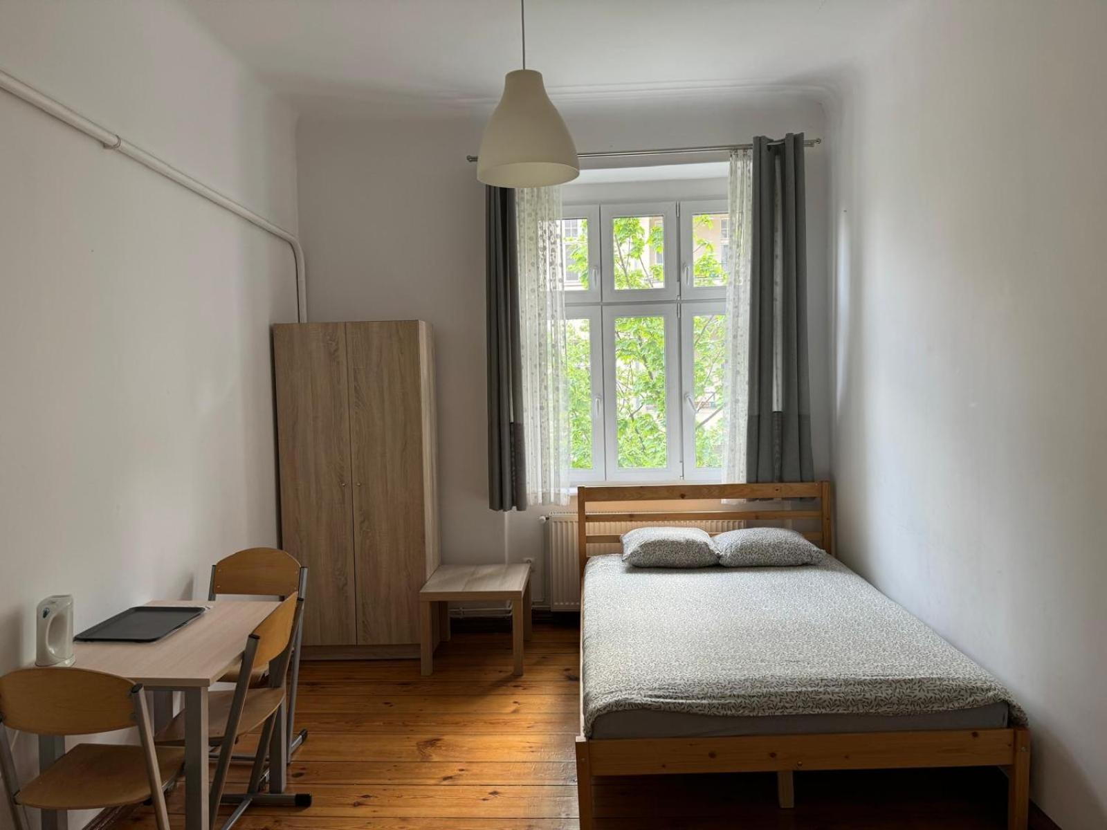 Lilia House Hostel Poznań Buitenkant foto