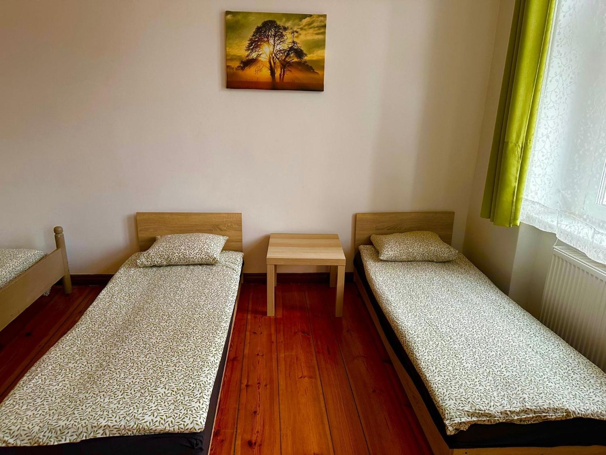 Lilia House Hostel Poznań Buitenkant foto