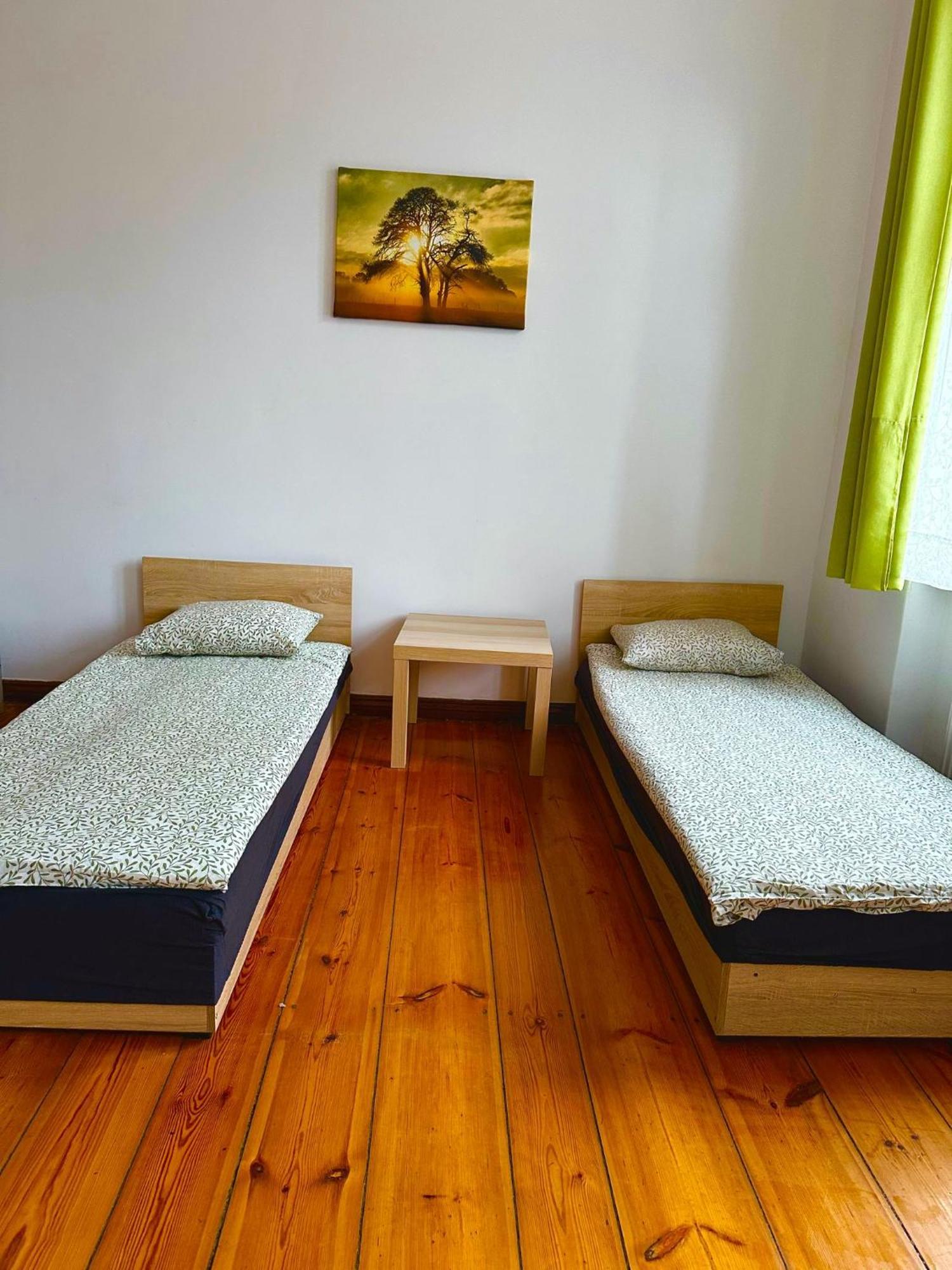 Lilia House Hostel Poznań Buitenkant foto
