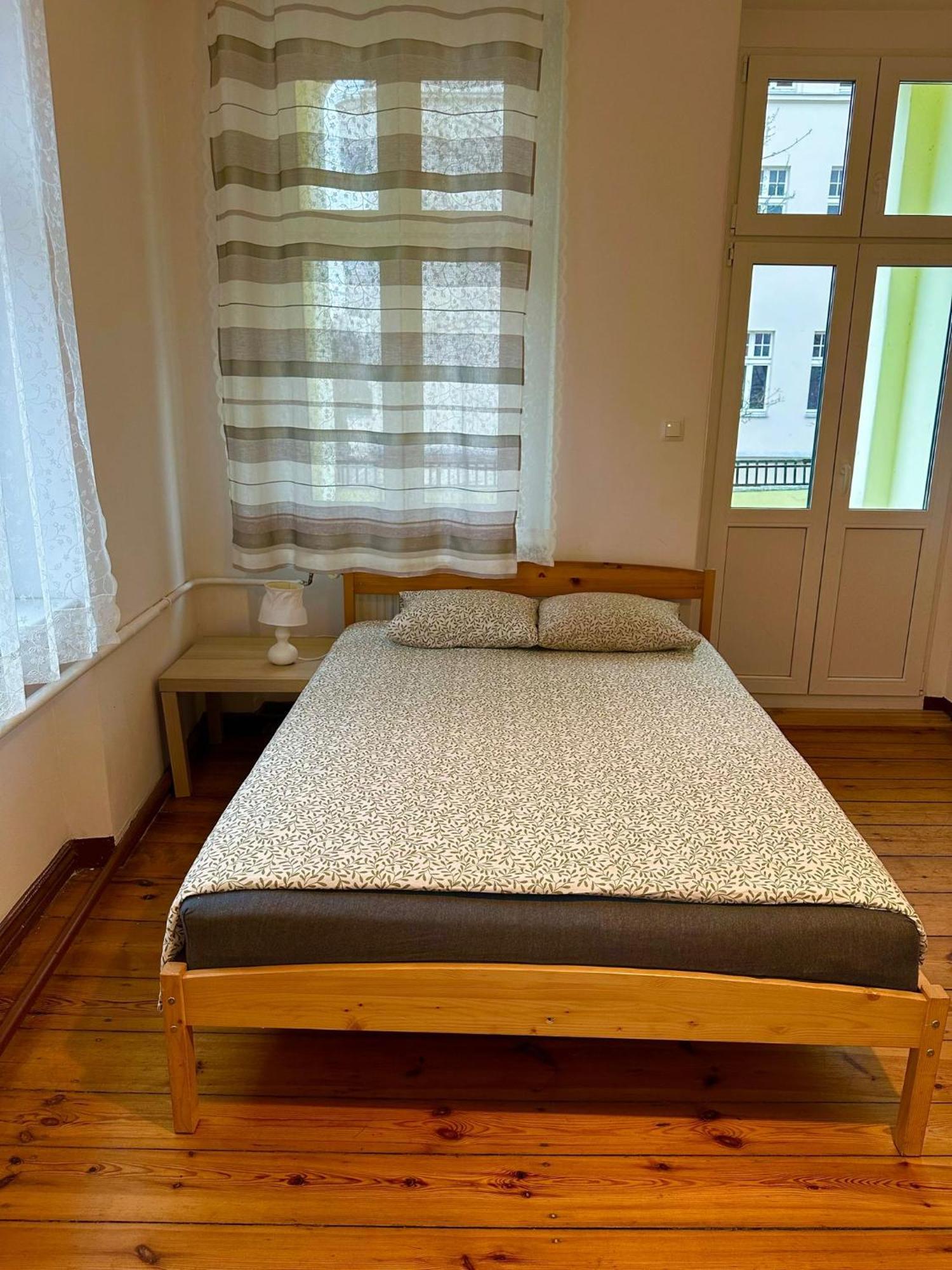 Lilia House Hostel Poznań Buitenkant foto